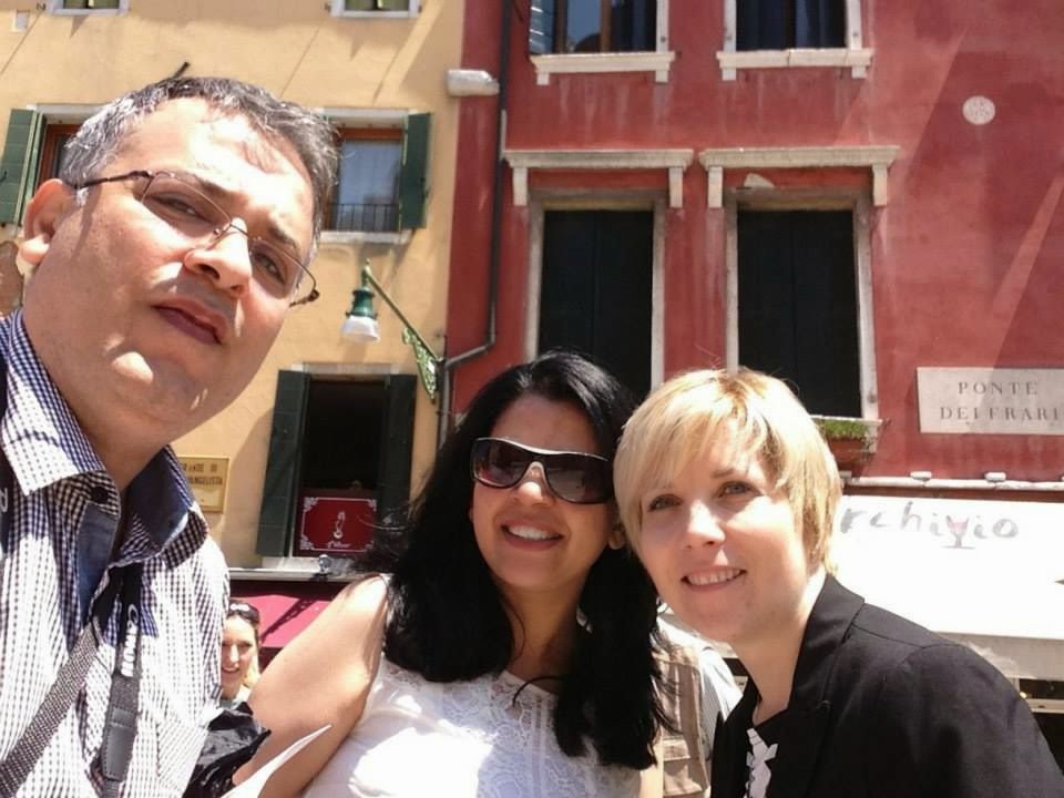 Ania Marchiori and Smyle Inn Hostel New Delhi India